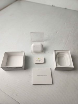 APPLE AIR PODS PRO 3 IN BOX #GN419540