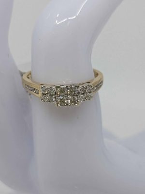 Ladies 9ct Gold Composite Cluster Ring - BL421742