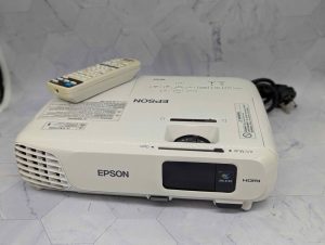 Epson LCD Projector (H553B) - BP423117