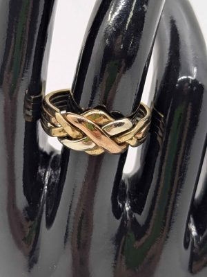 Ladies 9ct Three Tone Gold Ring - BL365404