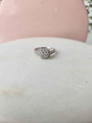 9CT WHITE GOLD RING #GN421104