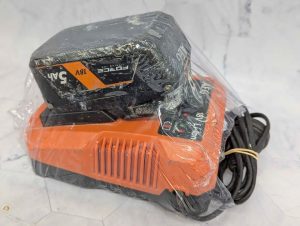 AEG 18V 5Ah Battery and Charger - BP420915