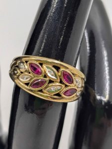 Ladies 9ct Gold Leaf Design Ring - BL371204