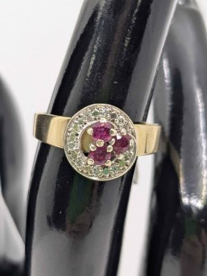 Ladies 9ct Gold Diamond Cluster Ring - BL408524