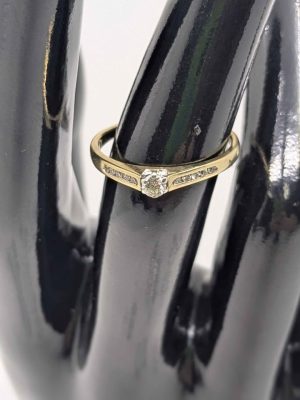 Ladies 9ct Gold Channel Diamond Ring - BL358215