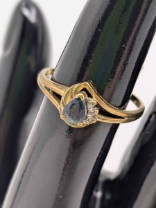 Ladies 9ct Gold Ring with Pear Shaped Faux Sapphire - BL383453
