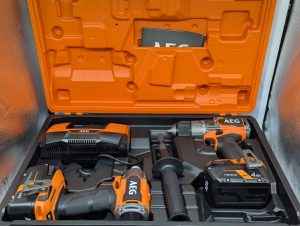 AEG 18V Hammer Drill & Impact Driver 4Ah Kit - BP424682