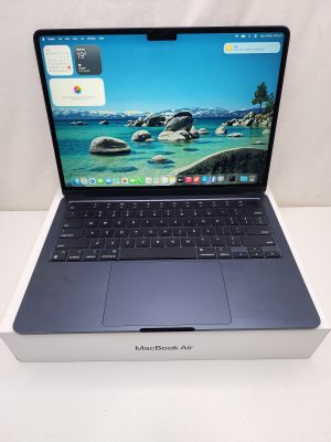 Apple MacBook 13 Inch M2 Chip (Midnight) - IP423022