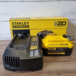 Stanley Fatmax 18V Battery and Charger TW423397