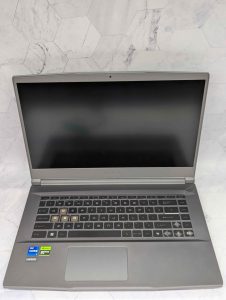 MSI Thin 15 Gaming Laptop (Intel i7, 8GB, RTX 3050, 512GB) - BP424686