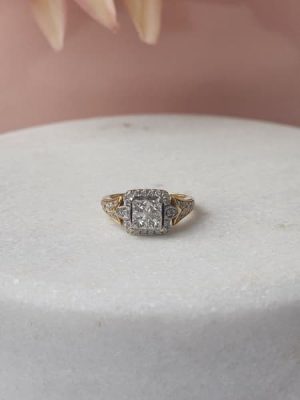 14ct Yellow gold valuated diamond ring #GN403716