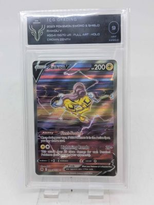 Graded Raikou V Pokemon Card GG41/GG70 - BL425573-9