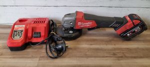 Milwaukee 18V Angle Grinder TW415494