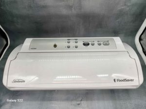Sunbeam FoodSaver Vacuum Sealer (VAC660) - BP431597