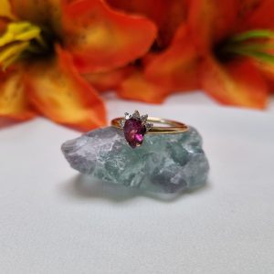 9ct Yellow Gold Pink Stone Solitaire Ring TW421811