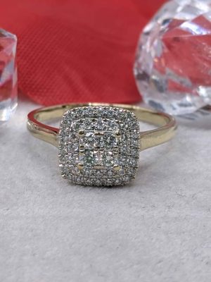 Ladies 9ct Gold Cluster Ring - BL420252