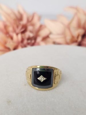 10ct Yellow Gold Ring GN429934