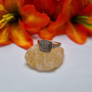 9ct Yellow Gold Halo Cluster Ring TW400992