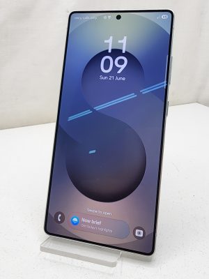 Samsung S25 Ultra 512GB w/B ox - IP423