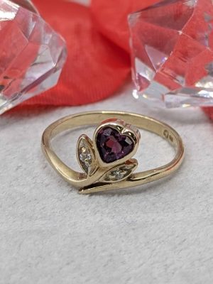 Ladies 9ct Gold Floral Heart Ring - BL387661