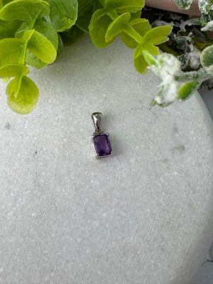 Purple White Gold Pendant - GN421095