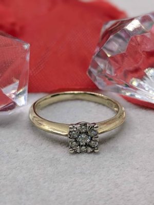 Ladies 9ct Gold Diamond Cluster Ring - BL417503
