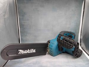 Makita 18Vx2 300mm Chainsaw Skin-Only (DUC302) - BP431510