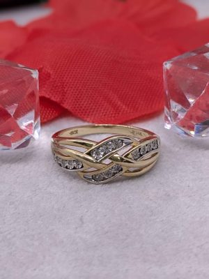 Ladies 9ct Gold Braided Illusion Diamond Ring - BL415968