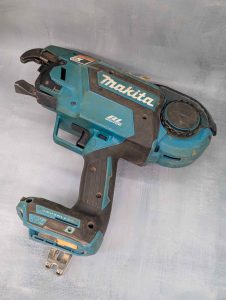 Makita 18V Brushless Rebar Tying Tool Skin-Only (DTR180) - BP429072