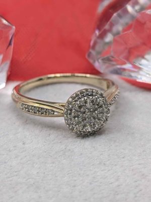 Ladies 9ct Gold Diamond Halo Custer Ring - BL404955