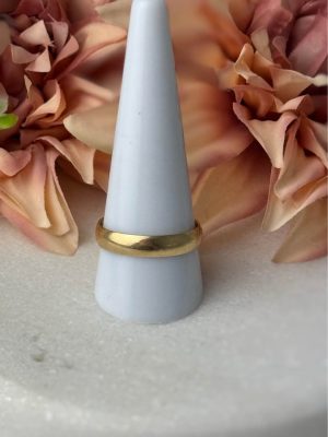 9ct yellow gold smooth ring #GN429158