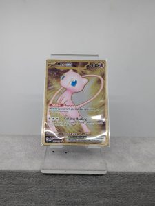 TRADING CARD