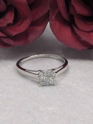 Ladies 9ct White Gold Diamond Ring - BL426650