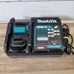 Makita 40V Charger TW429736
