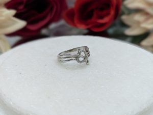 Ladies 9CT White Gold Diamond Heart Ring (2.4gms) - BP421449