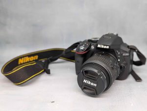 Nikon D5300 DSLR Camera w/ Nikkor AF-S 18-55mm Lens - BP435765