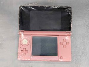Nintendo 3DS Handheld Console (CTR-001) - BP434311