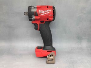 Milwaukee 18V 1/2" Compact Impact Wrench Skin-Only (M18 FIW2F12) - BP418577