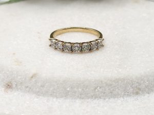 9ct Yellow Gold and Diamond Ring GN435483