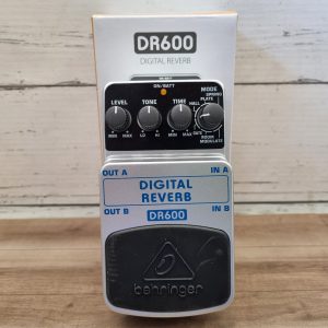 Behringer Digital Reverb Pedal TW430744