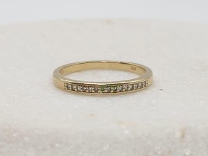 9ct Yellow Gold and Diamond Ring GN433154
