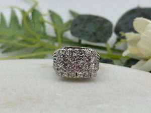 Platinum and Diamond Ring GN419810
