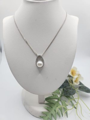 Silver Chain with Pendant GN428893