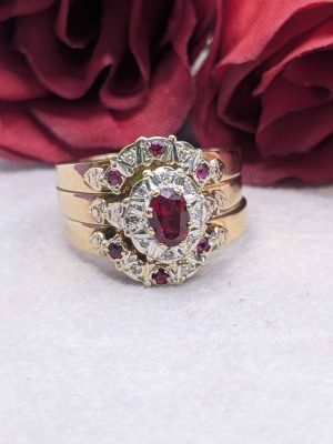 Ladies 9ct Gold Red Stone Three Ring Set - BL408859