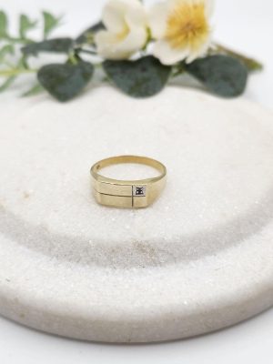 9ct Yellow gold Ring GN431669