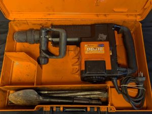 Ramset Rotary Demolition Hammer w/ Case & Attachments (DD610) - BP434767