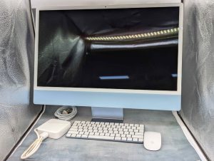 Apple iMac 24-inch 256GB Desktop (M1, 2021) - BP435394