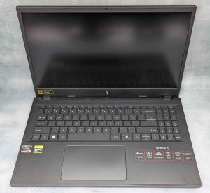 Acer Nitro V 15 Gaming Laptop (Ryzen 5, 16GB, RTX 3050, 475GB) - BP437777