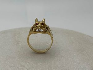18ct Dragons Head Ring - GN437763
