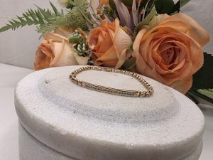 9CT Yellow Gold Diamond Bracelet - IP408299
